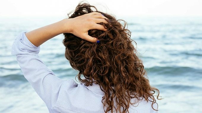 7 Vitamine, Die Ihr Haar Schneller Wachsen Lassen Können